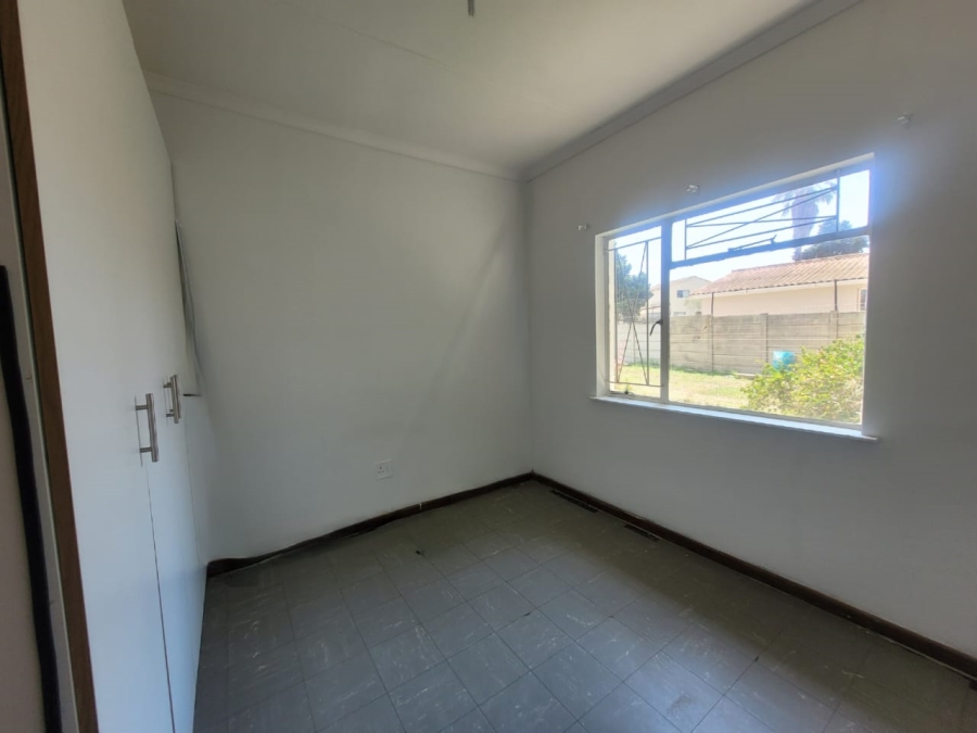 To Let 3 Bedroom Property for Rent in Humansdorp Eastern Cape